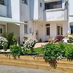 Au Bois Dormant Bed and breakfast