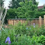 Au Bois Dormant Bed and breakfast 3*
