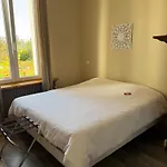 Au Bois Dormant Bed and breakfast