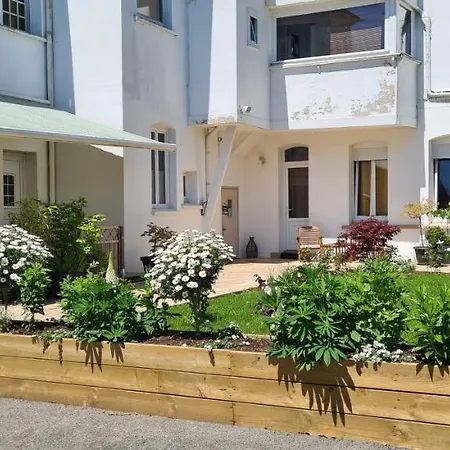 Au Bois Dormant Panzió